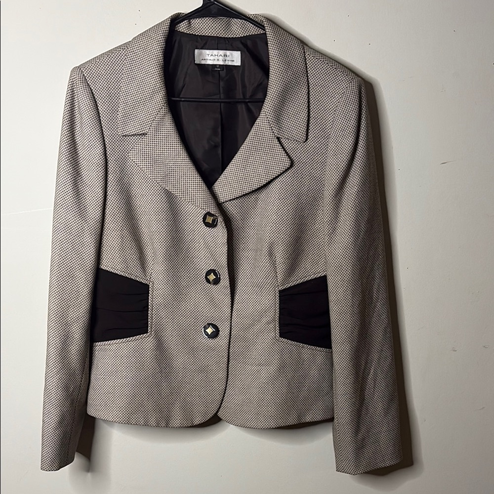 Tahari ASL Women's Blazer - Black and Cream